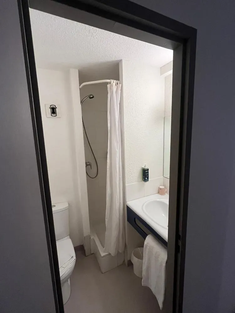 Brit Hotel Essentiel 미요 프랑스